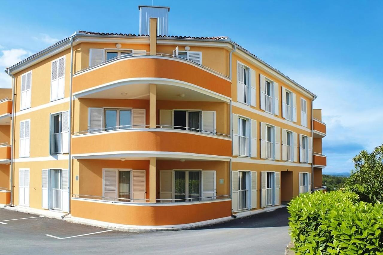 Lotusapart Premantura Exterior photo